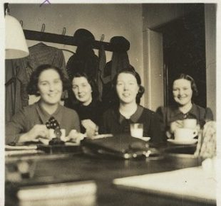 Four HM Land Registry typists having lunch in an office in 1938.